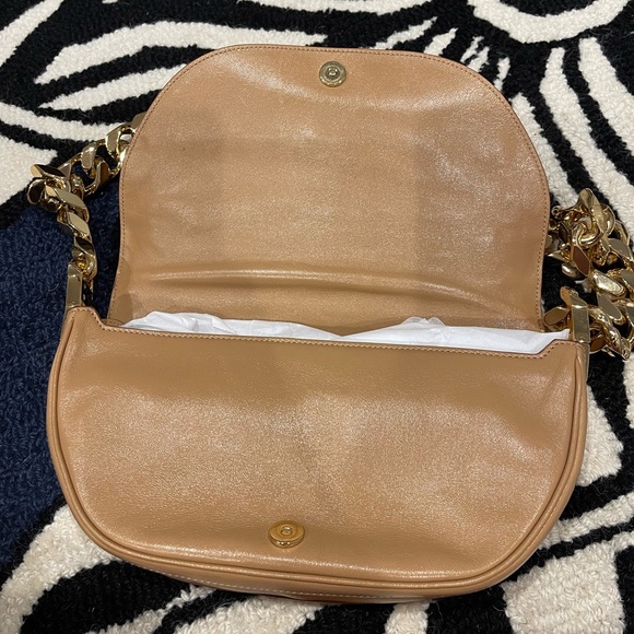 Burberry small Olympia leather shoulder bag with chain shoulder strap - Picture 10 of 10